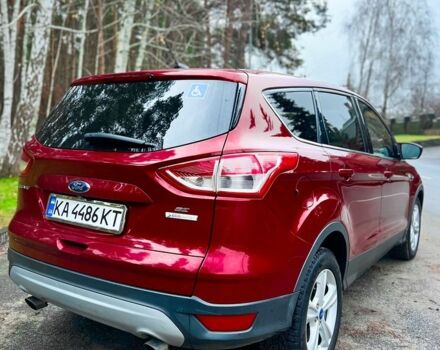 Красный Форд Эскейп, объемом двигателя 2 л и пробегом 160 тыс. км за 11250 $, фото 3 на Automoto.ua