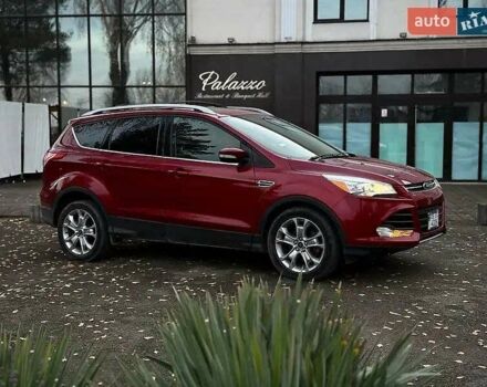Красный Форд Эскейп, объемом двигателя 2 л и пробегом 127 тыс. км за 13200 $, фото 7 на Automoto.ua