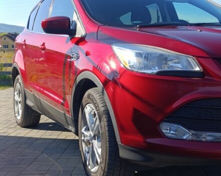 Форд Эскейп 2015 в Иршава на Automoto.ua Красный Форд Эскейп, объемом двигателя 2 л и пробегом 186 тыс. км за 10800 $, фото 1 на Automoto.ua