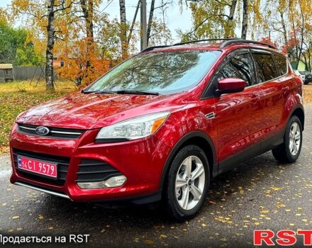Форд Эскейп 2015 в Ахтырке на Automoto.ua Красный Форд Эскейп, объемом двигателя 2 л и пробегом 178 тыс. км за 11980 $, фото 1 на Automoto.ua