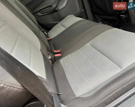 Червоний Форд Ескейп, об'ємом двигуна 2 л та пробігом 178 тис. км за 11998 $, фото 46 на Automoto.ua