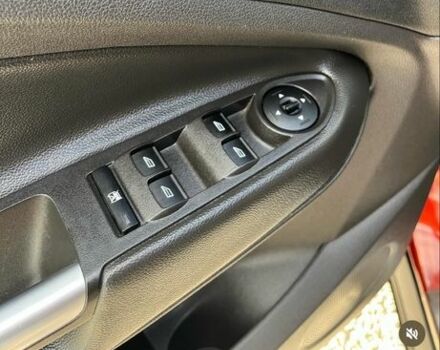 Форд Эскейп 2015 в Кропивницком (Кировограде) на Automoto.ua Красный Форд Эскейп, объемом двигателя 2.5 л и пробегом 127 тыс. км за 12200 $, фото 2 на Automoto.ua