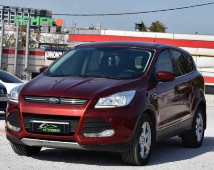 Красный Форд Эскейп, объемом двигателя 2.5 л и пробегом 187 тыс. км за 12350 $, фото 5 на Automoto.ua