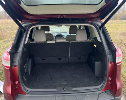 Красный Форд Эскейп, объемом двигателя 1.6 л и пробегом 81 тыс. км за 13000 $, фото 7 на Automoto.ua