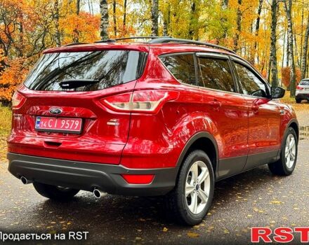 Форд Эскейп 2015 в Ахтырке на Automoto.ua Красный Форд Эскейп, объемом двигателя 2 л и пробегом 178 тыс. км за 11980 $, фото 5 на Automoto.ua