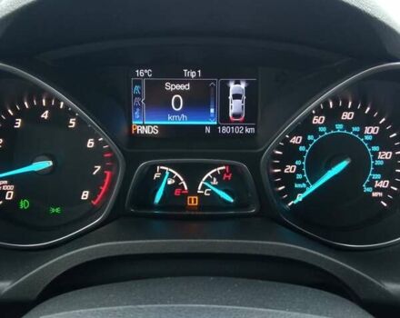 Красный Форд Эскейп, объемом двигателя 1.6 л и пробегом 180 тыс. км за 13200 $, фото 11 на Automoto.ua