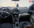 Красный Форд Эскейп, объемом двигателя 2 л и пробегом 190 тыс. км за 11900 $, фото 7 на Automoto.ua