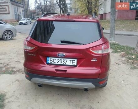 Красный Форд Эскейп, объемом двигателя 2 л и пробегом 190 тыс. км за 11900 $, фото 4 на Automoto.ua