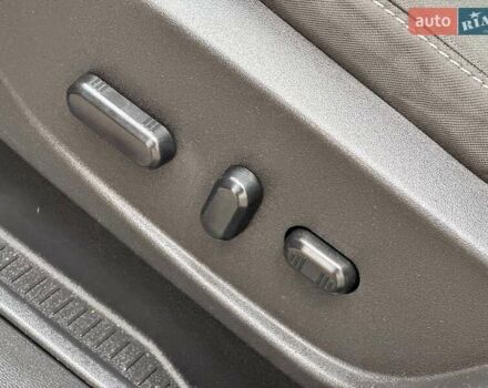 Червоний Форд Ескейп, об'ємом двигуна 2 л та пробігом 178 тис. км за 11998 $, фото 36 на Automoto.ua