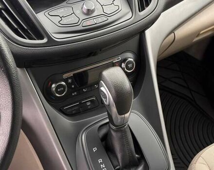 Червоний Форд Ескейп, об'ємом двигуна 1.6 л та пробігом 159 тис. км за 8999 $, фото 17 на Automoto.ua