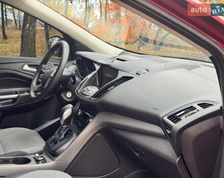 Червоний Форд Ескейп, об'ємом двигуна 2 л та пробігом 178 тис. км за 11998 $, фото 48 на Automoto.ua