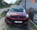 Красный Форд Эскейп, объемом двигателя 2.5 л и пробегом 131 тыс. км за 10500 $, фото 1 на Automoto.ua