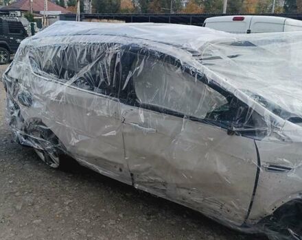 Красный Форд Эскейп, объемом двигателя 2.5 л и пробегом 250 тыс. км за 5300 $, фото 3 на Automoto.ua