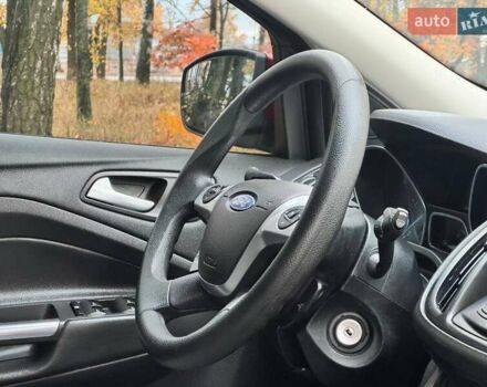 Червоний Форд Ескейп, об'ємом двигуна 2 л та пробігом 178 тис. км за 11998 $, фото 54 на Automoto.ua