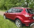Красный Форд Эскейп, объемом двигателя 2 л и пробегом 106 тыс. км за 13800 $, фото 4 на Automoto.ua