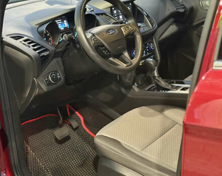 Красный Форд Эскейп, объемом двигателя 1.5 л и пробегом 94 тыс. км за 11000 $, фото 25 на Automoto.ua