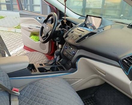 Форд Эскейп 2016 в Ивано-Франковске на Automoto.ua Красный Форд Эскейп, объемом двигателя 2 л и пробегом 173 тыс. км за 14400 $, фото 6 на Automoto.ua