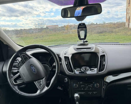 Форд Ескейп 2016 у Нетешине на Automoto.ua Червоний Форд Ескейп, об'ємом двигуна 2 л та пробігом 111 тис. км за 14700 $, фото 67 на Automoto.ua