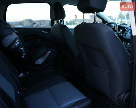 Красный Форд Эскейп, объемом двигателя 1.5 л и пробегом 112 тыс. км за 12200 $, фото 17 на Automoto.ua