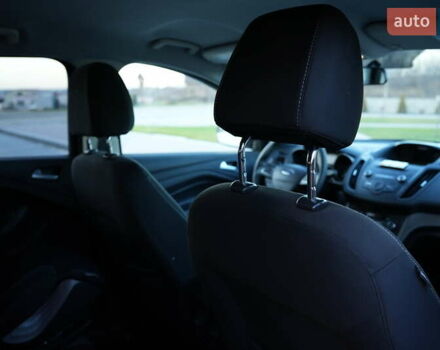 Красный Форд Эскейп, объемом двигателя 1.5 л и пробегом 112 тыс. км за 12200 $, фото 15 на Automoto.ua