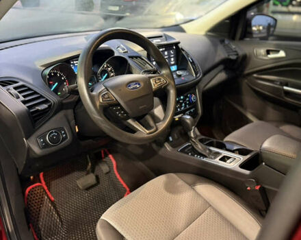 Красный Форд Эскейп, объемом двигателя 1.5 л и пробегом 94 тыс. км за 11000 $, фото 41 на Automoto.ua