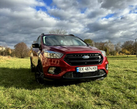 Форд Ескейп 2016 у Нетешине на Automoto.ua Червоний Форд Ескейп, об'ємом двигуна 2 л та пробігом 111 тис. км за 14700 $, фото 6 на Automoto.ua