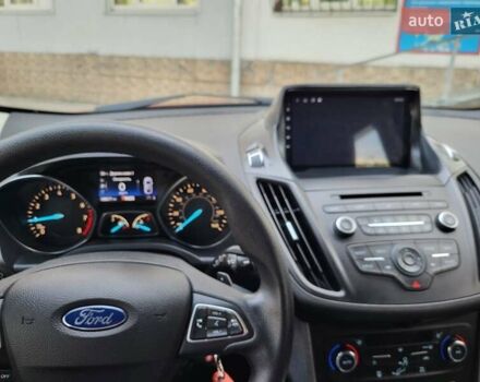 Червоний Форд Ескейп, об'ємом двигуна 1.5 л та пробігом 76 тис. км за 12500 $, фото 8 на Automoto.ua