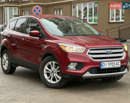 Червоний Форд Ескейп, об'ємом двигуна 1.5 л та пробігом 207 тис. км за 10350 $, фото 4 на Automoto.ua