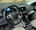 Красный Форд Эскейп, объемом двигателя 2 л и пробегом 190 тыс. км за 12500 $, фото 4 на Automoto.ua