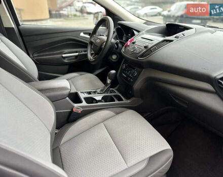 Червоний Форд Ескейп, об'ємом двигуна 1.5 л та пробігом 207 тис. км за 10350 $, фото 29 на Automoto.ua