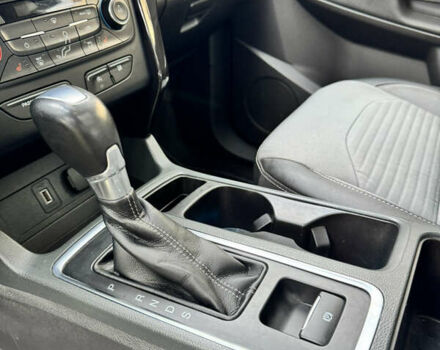 Форд Ескейп 2016 у Нетешине на Automoto.ua Червоний Форд Ескейп, об'ємом двигуна 2 л та пробігом 111 тис. км за 14700 $, фото 85 на Automoto.ua