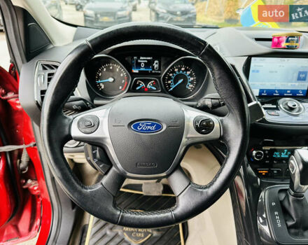 Красный Форд Эскейп, объемом двигателя 2 л и пробегом 167 тыс. км за 15800 $, фото 28 на Automoto.ua