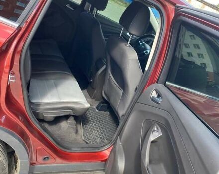 Червоний Форд Ескейп, об'ємом двигуна 2 л та пробігом 160 тис. км за 13300 $, фото 3 на Automoto.ua