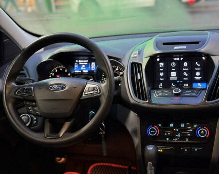 Красный Форд Эскейп, объемом двигателя 1.5 л и пробегом 94 тыс. км за 11000 $, фото 30 на Automoto.ua