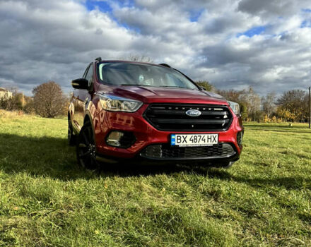 Форд Ескейп 2016 у Нетешине на Automoto.ua Червоний Форд Ескейп, об'ємом двигуна 2 л та пробігом 111 тис. км за 14700 $, фото 9 на Automoto.ua