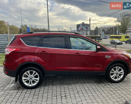 Красный Форд Эскейп, объемом двигателя 2 л и пробегом 146 тыс. км за 12000 $, фото 7 на Automoto.ua
