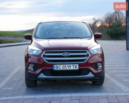 Красный Форд Эскейп, объемом двигателя 1.5 л и пробегом 112 тыс. км за 12200 $, фото 1 на Automoto.ua