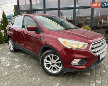 Червоний Форд Ескейп, об'ємом двигуна 1.5 л та пробігом 64 тис. км за 8900 $, фото 1 на Automoto.ua