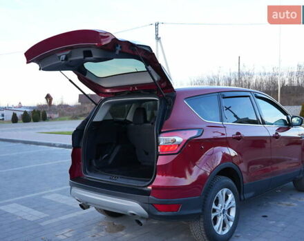 Красный Форд Эскейп, объемом двигателя 1.5 л и пробегом 112 тыс. км за 12200 $, фото 8 на Automoto.ua