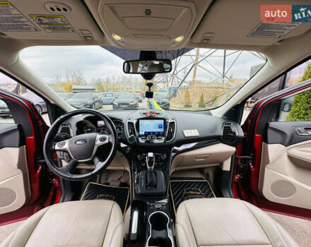 Красный Форд Эскейп, объемом двигателя 2 л и пробегом 167 тыс. км за 15800 $, фото 20 на Automoto.ua