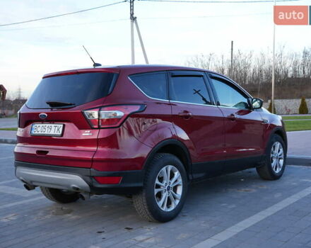 Красный Форд Эскейп, объемом двигателя 1.5 л и пробегом 112 тыс. км за 12200 $, фото 4 на Automoto.ua
