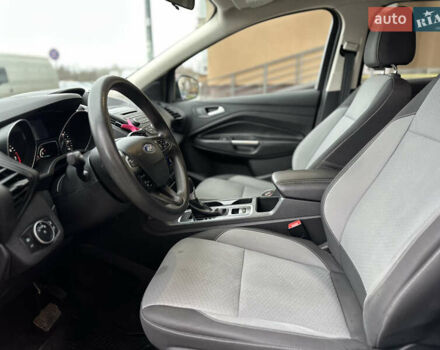 Червоний Форд Ескейп, об'ємом двигуна 1.5 л та пробігом 207 тис. км за 10350 $, фото 24 на Automoto.ua