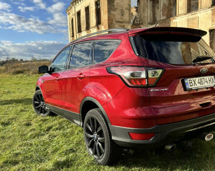 Форд Ескейп 2016 у Нетешине на Automoto.ua Червоний Форд Ескейп, об'ємом двигуна 2 л та пробігом 111 тис. км за 14700 $, фото 28 на Automoto.ua