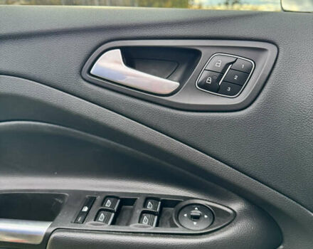 Форд Ескейп 2016 у Нетешине на Automoto.ua Червоний Форд Ескейп, об'ємом двигуна 2 л та пробігом 111 тис. км за 14700 $, фото 81 на Automoto.ua