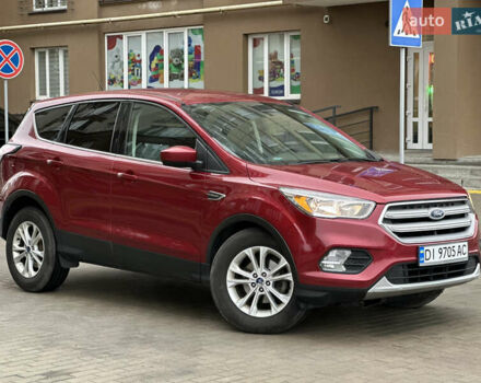 Червоний Форд Ескейп, об'ємом двигуна 1.5 л та пробігом 207 тис. км за 10350 $, фото 5 на Automoto.ua