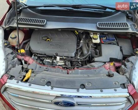 Червоний Форд Ескейп, об'ємом двигуна 1.5 л та пробігом 76 тис. км за 12500 $, фото 10 на Automoto.ua