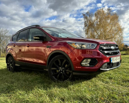 Форд Ескейп 2016 у Нетешине на Automoto.ua Червоний Форд Ескейп, об'ємом двигуна 2 л та пробігом 111 тис. км за 14700 $, фото 14 на Automoto.ua