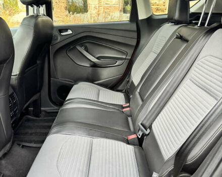 Форд Ескейп 2016 у Нетешине на Automoto.ua Червоний Форд Ескейп, об'ємом двигуна 2 л та пробігом 111 тис. км за 14700 $, фото 64 на Automoto.ua