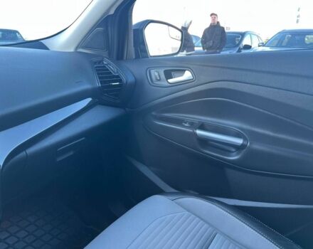 Червоний Форд Ескейп, об'ємом двигуна 2 л та пробігом 170 тис. км за 14590 $, фото 29 на Automoto.ua