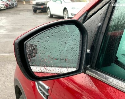 Красный Форд Эскейп, объемом двигателя 2 л и пробегом 179 тыс. км за 14890 $, фото 12 на Automoto.ua